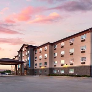 Best Western Plus Peace River Hotel & Suites